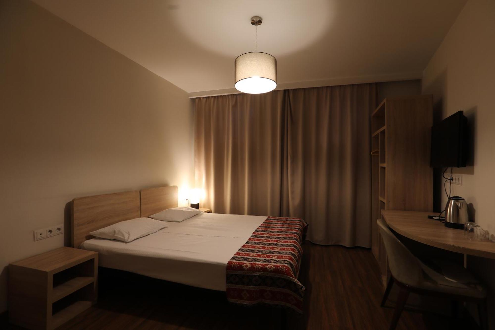 Budget Double or Twin Room,1746980269:JPEG